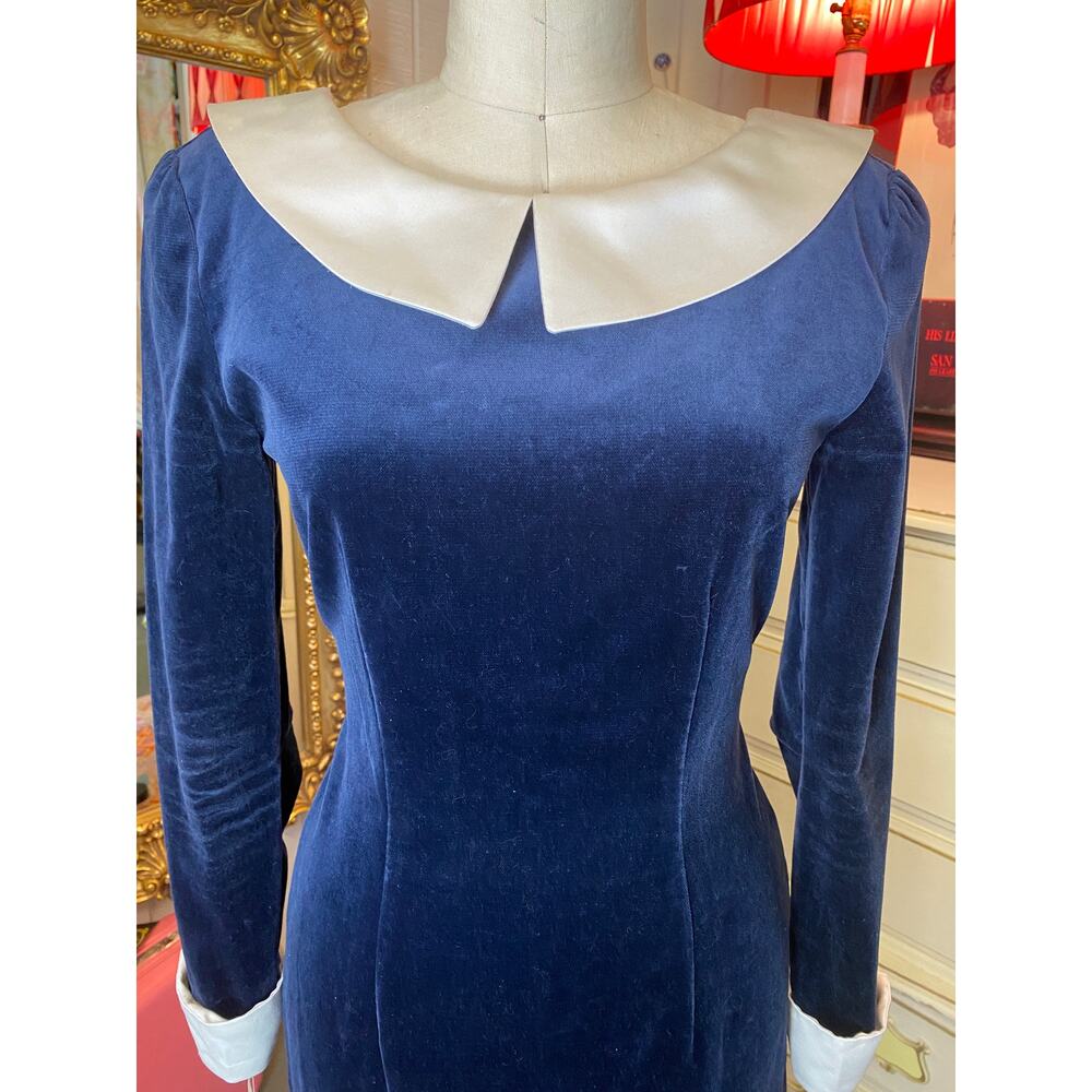 vintage 1980s blue velveteen gown reverse collar french cuffs 80s fashion velvet - Picture 3 of 10